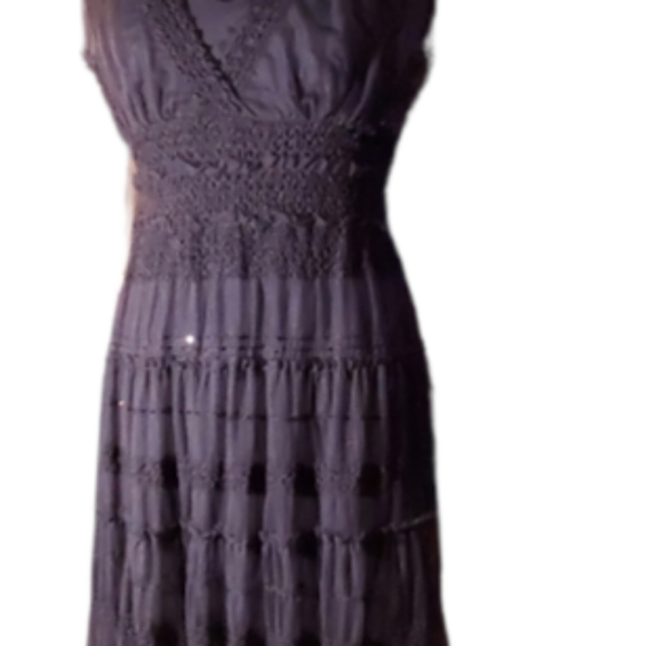 Beautiful BLACK Lace Dress.  Tired Skirt - Picture 6 of 12